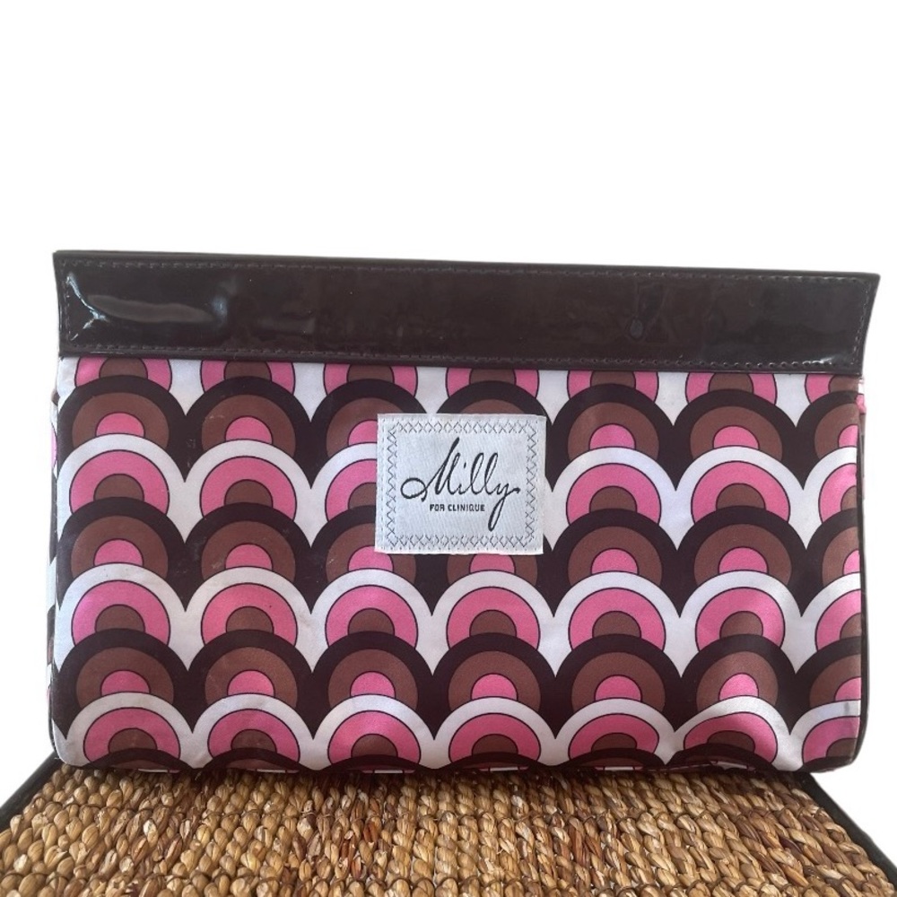 💛💛 4/$25 Milly for Clinique retro patterned cosmetic bag